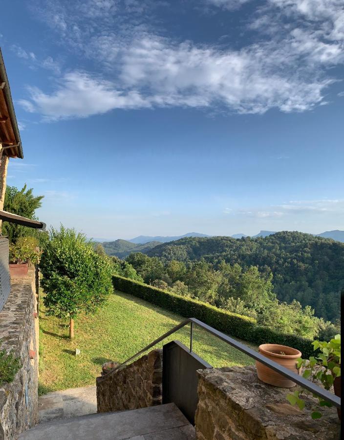 Hotel Restaurante El Ventos Sant Felíu de Pallarols Esterno foto