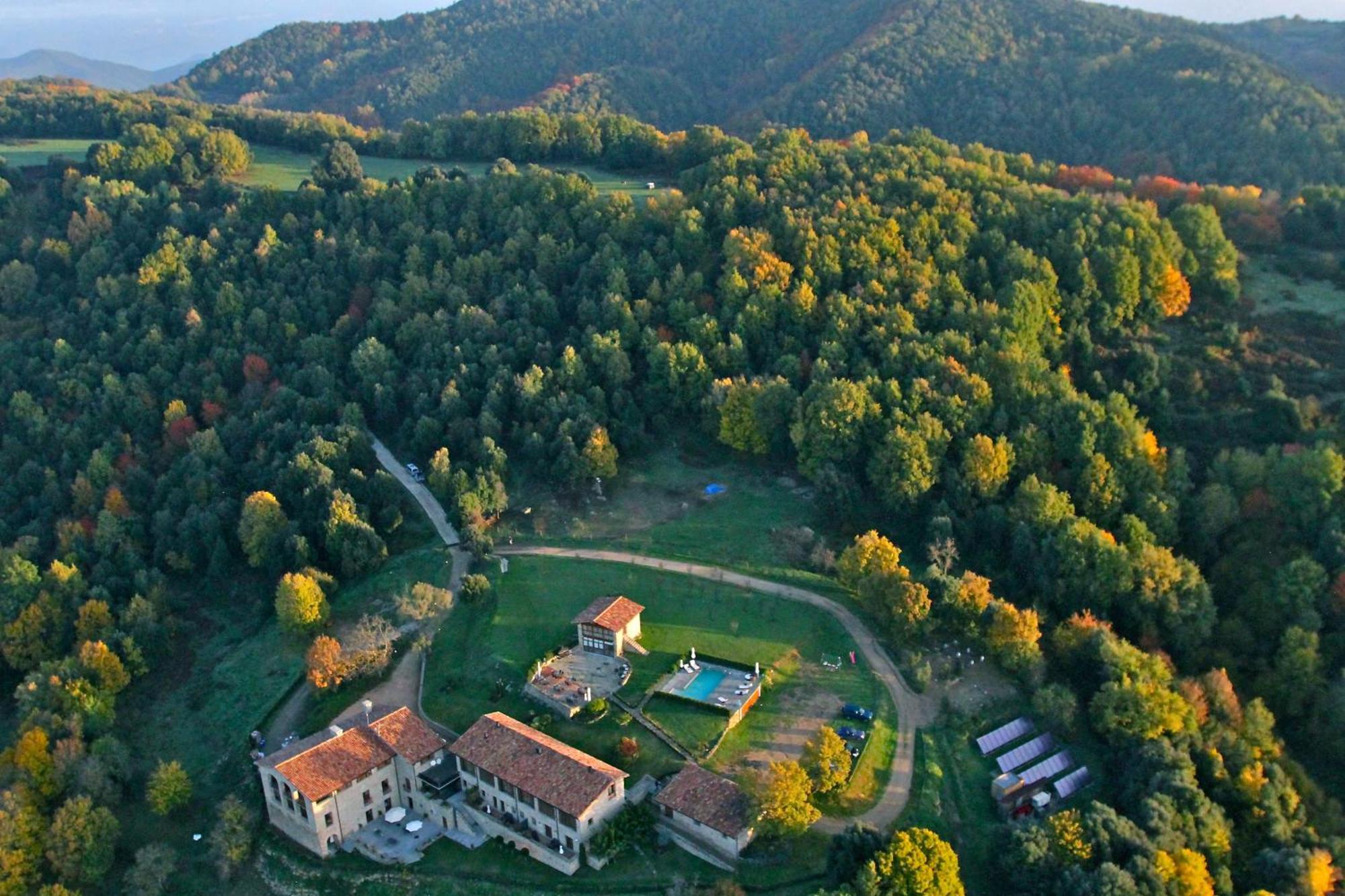 Hotel Restaurante El Ventos Sant Felíu de Pallarols Esterno foto