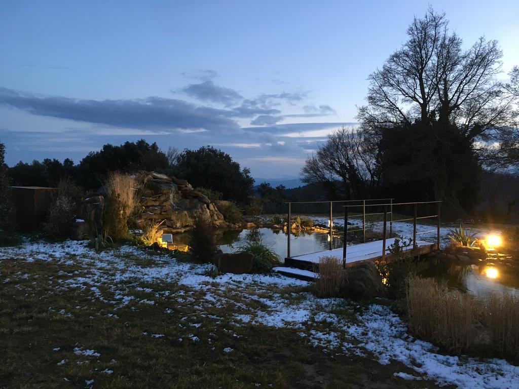 Hotel Restaurante El Ventos Sant Felíu de Pallarols Esterno foto