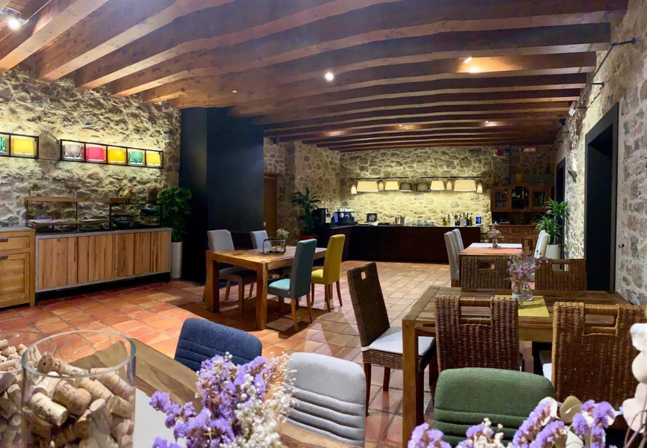 Hotel Restaurante El Ventos Sant Felíu de Pallarols Esterno foto