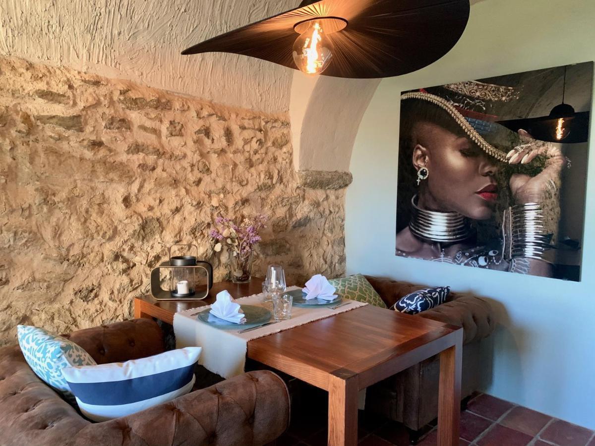 Hotel Restaurante El Ventos Sant Felíu de Pallarols Esterno foto